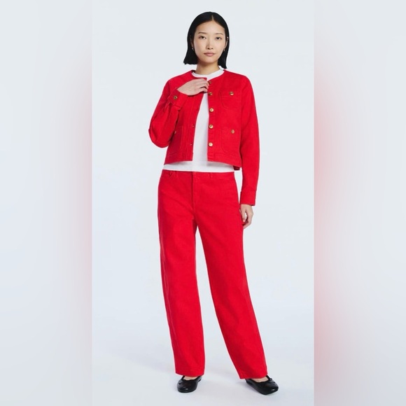 Free Assembly Women's Midrise Cropped Barrel Jeans, 27.5"
Inseam - Picture 2 of 5